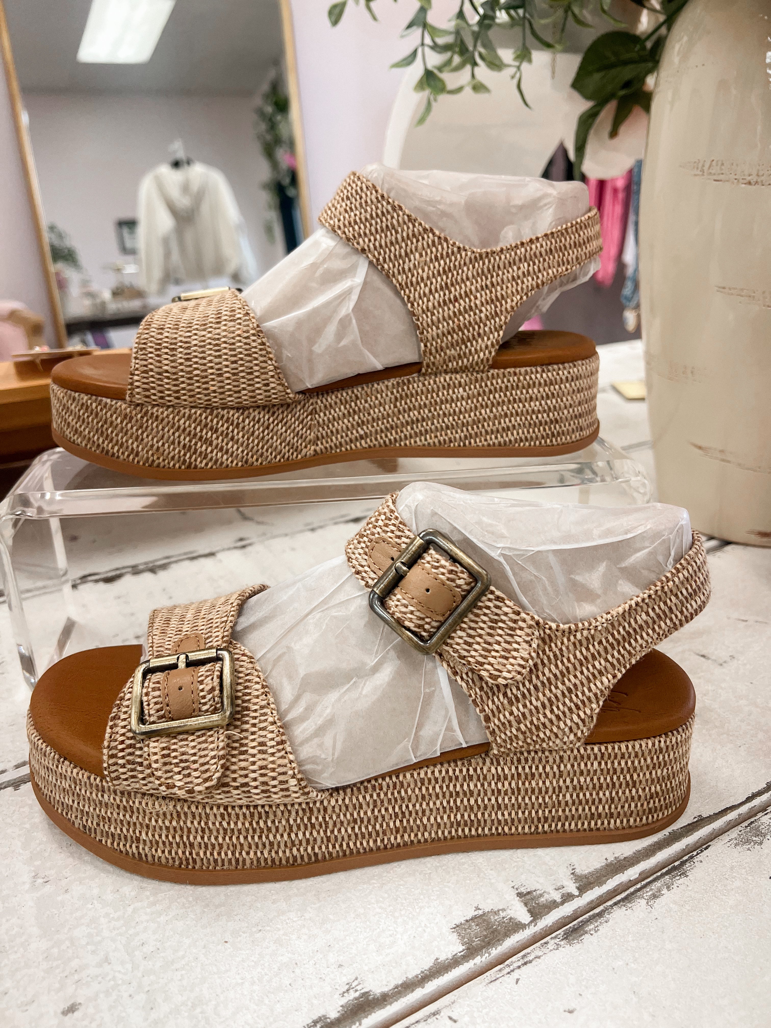 Blowfish Malibu Magical Platform Sandal – OliviaGrace & Co.