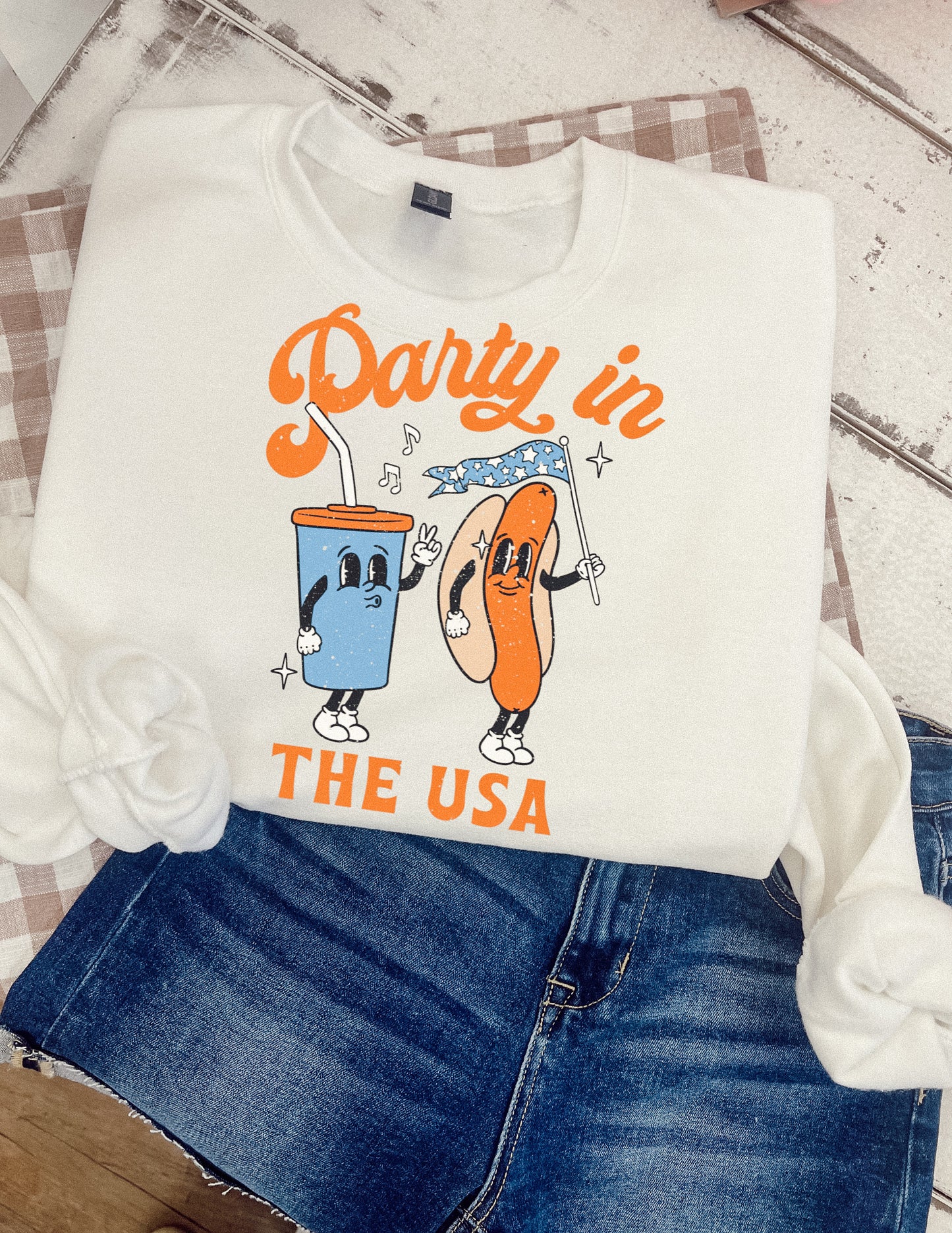 Party in USA Hotdog Graphic