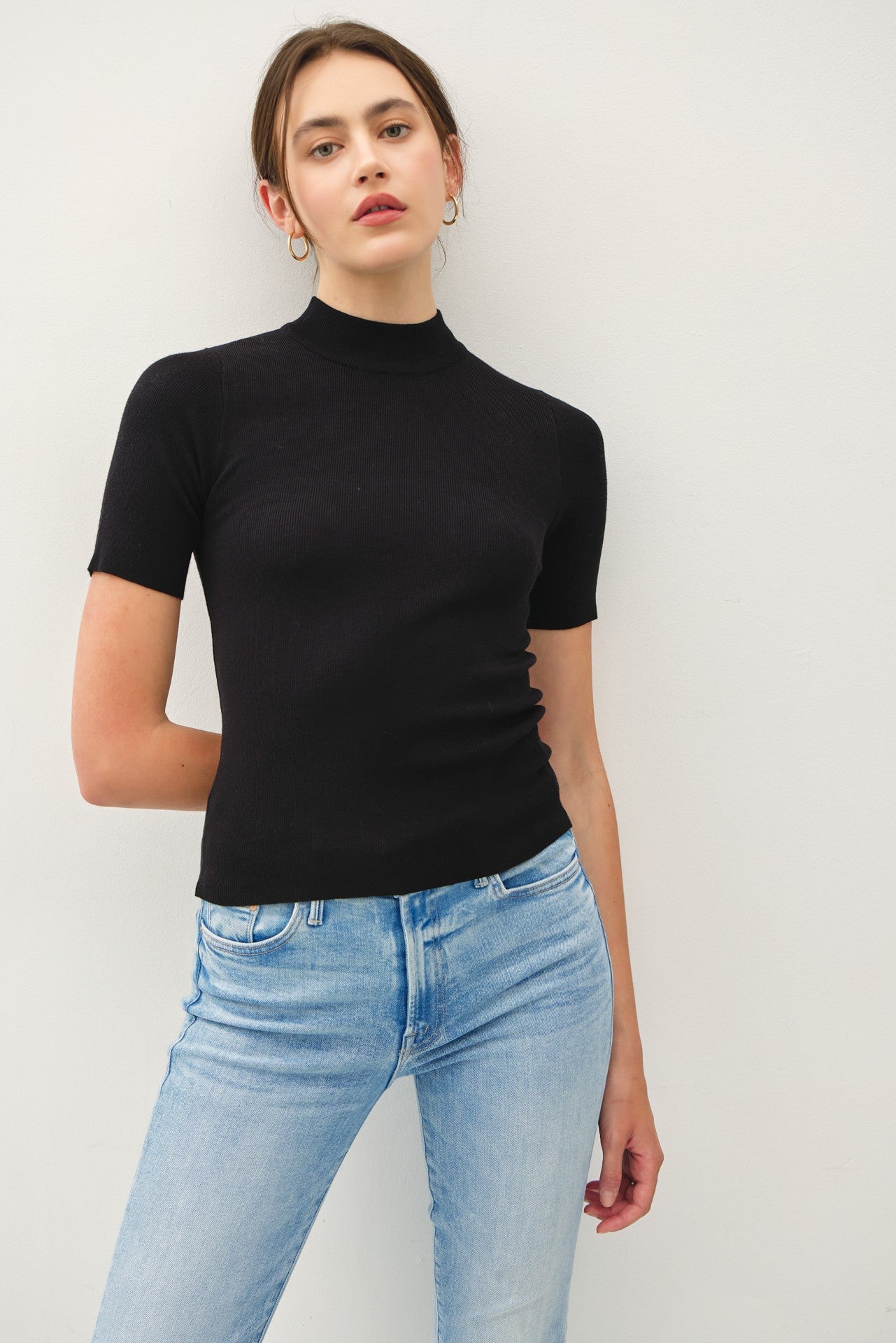 Short sleeve mock neck