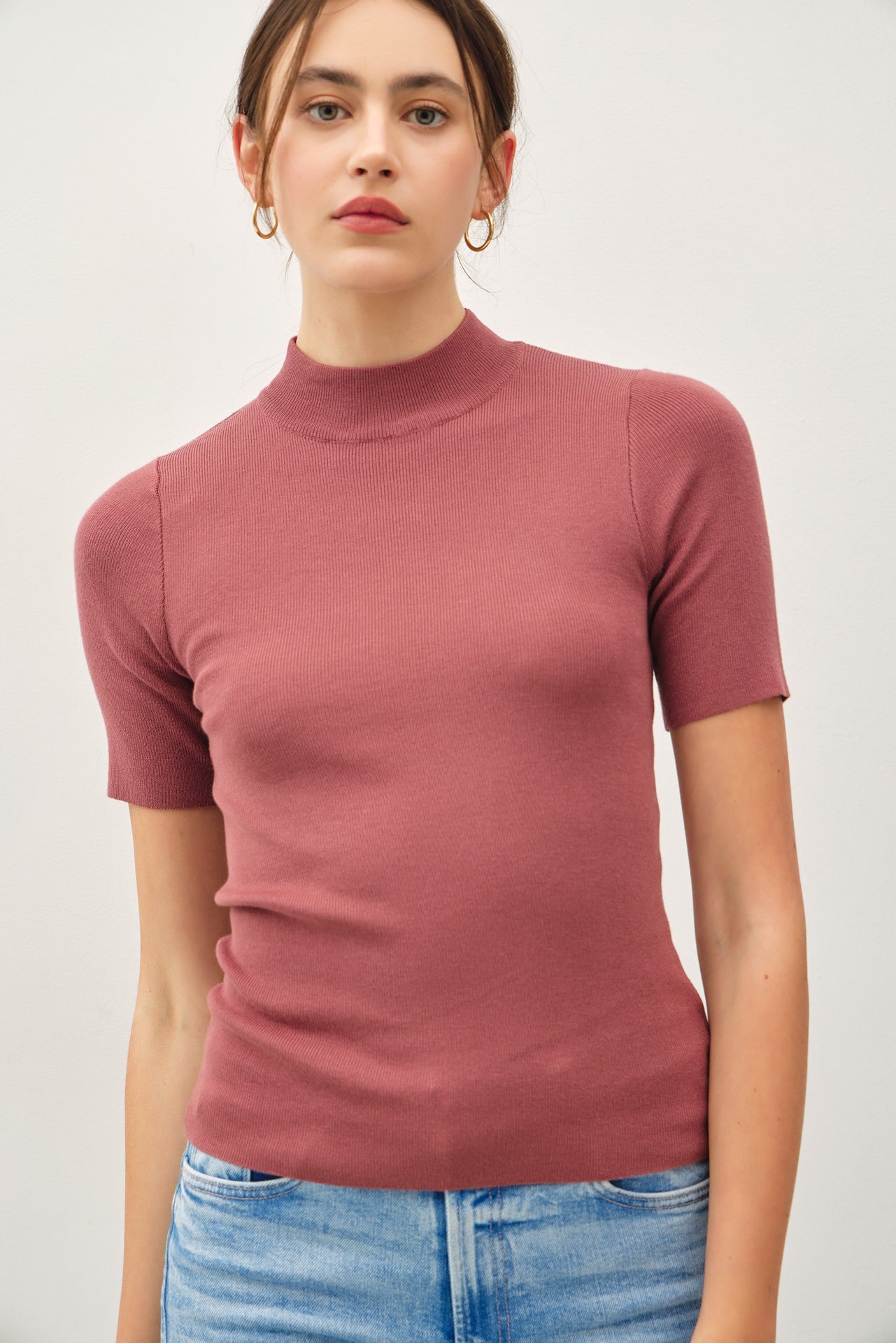 Short sleeve mock neck