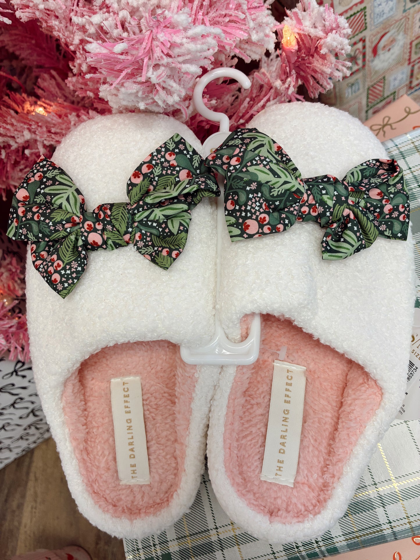 Jolly Sping Bow Fuzzy Slippers