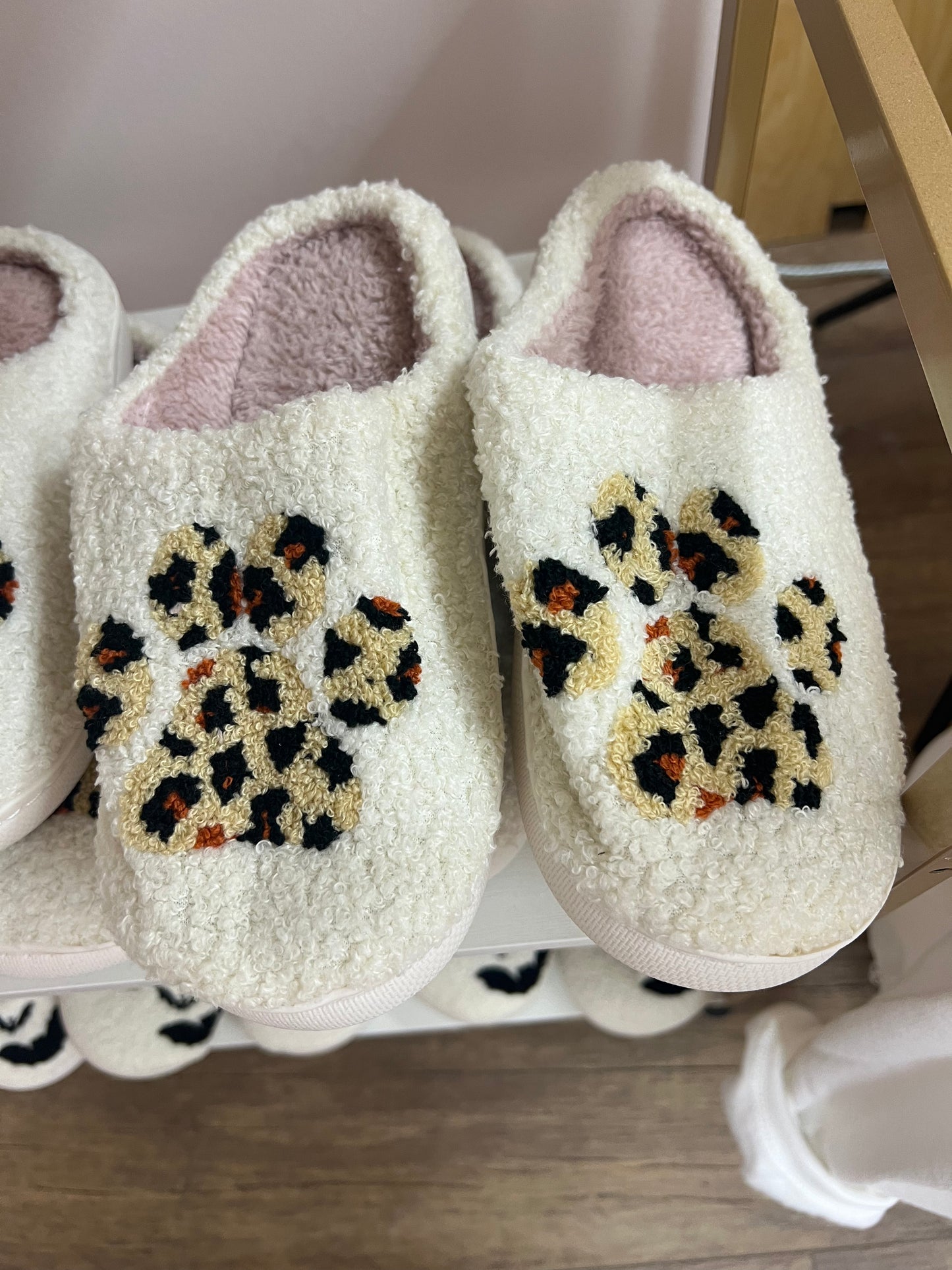 Paw slippers