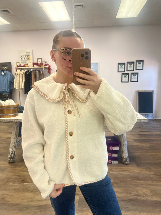 Sherpa Jacket With Oversized Peter Pan Collar