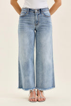 Load image into Gallery viewer, Ankle Wide Leg Judy Blue Jean
